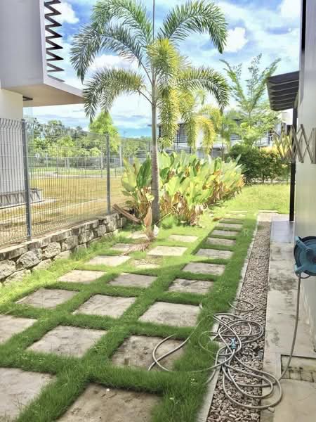 Semi-Detached House for Sale in East Ledang (Iskandar Puteri (Nusajaya)) - Karine Sior - Exterior - PropertyGuru.com.my