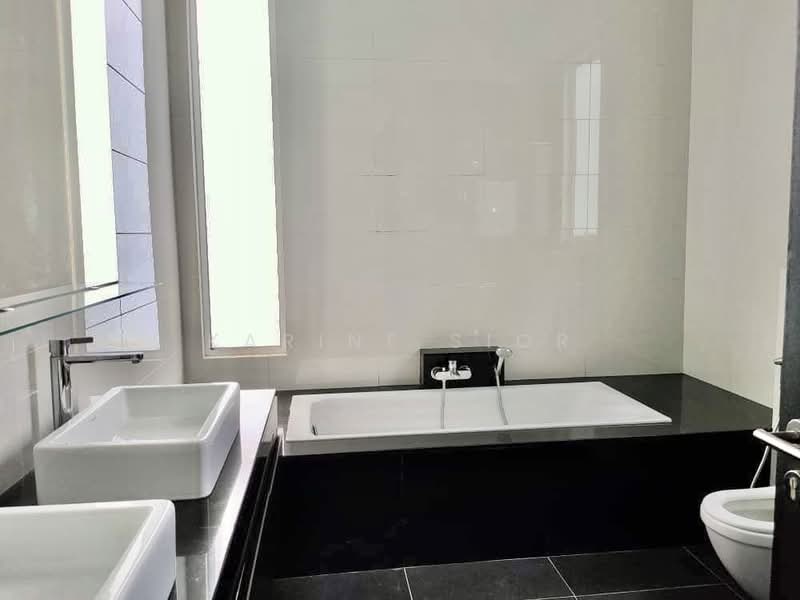 Semi-Detached House for Sale in East Ledang (Iskandar Puteri (Nusajaya)) - Karine Sior - Bathroom - PropertyGuru.com.my