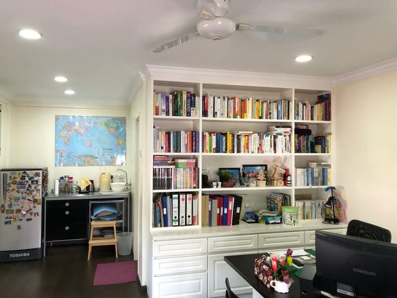 Renovated 2.5 Storey Terrace @ Persada Subang Bestari untuk Untuk Dijual - RM 680,000, Mac 2026 - Study - PropertyGuru.com.my