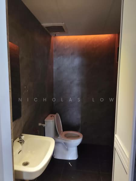 Austin Perdana 2/23 Mount Austin Ground Floor Shop (Half) untuk Untuk Disewa - RM 1,300 /bulan, Mac 2026 - Bathroom - PropertyGuru.com.my