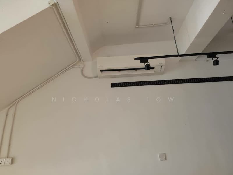 Austin Perdana 2/23 Mount Austin Ground Floor Shop (Half) untuk Untuk Disewa - RM 1,300 /bulan, Mac 2026 - Interior - PropertyGuru.com.my