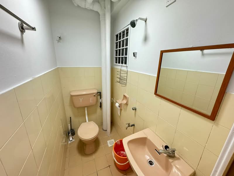 Townhouse for Sale in Rawang (Selangor) - Yean Ma - Bathroom - PropertyGuru.com.my