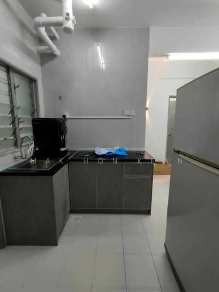 Apartment for Rent at Kemuning Aman - Mak Hon Kean - Kitchen - PropertyGuru.com.my