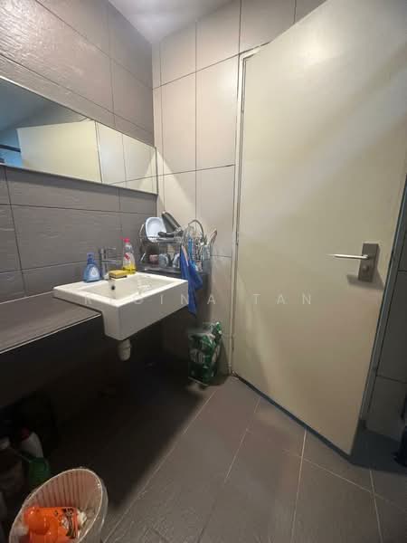 Pejabat untuk Disewa di Sri Hartamas (Kuala Lumpur) - Regina Tan - Bathroom - PropertyGuru.com.my