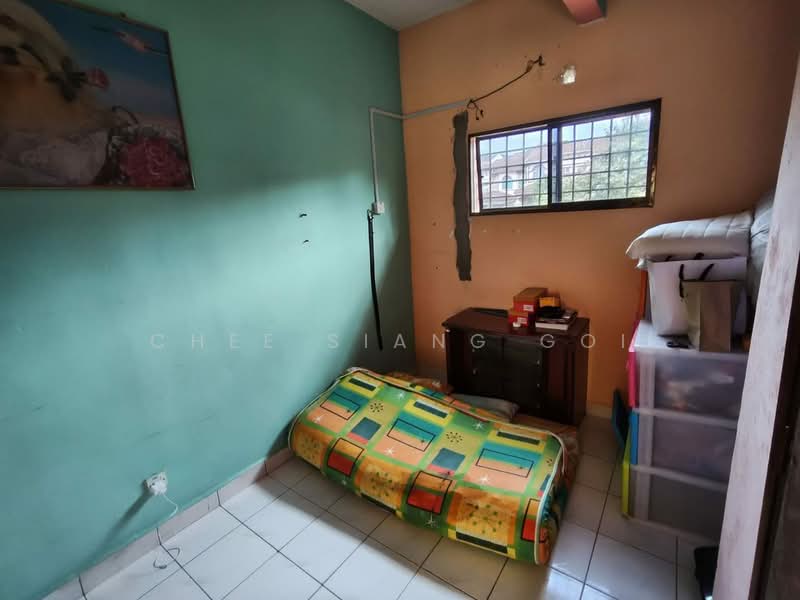 2.5-storey Terraced House for Sale in Rawang Perdana 2 (Rawang) - Chee Siang Goi - Bedroom - PropertyGuru.com.my