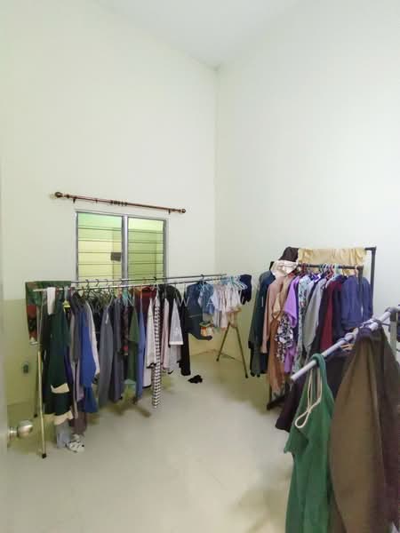 1-storey Terraced House for Sale in Shah Alam (Selangor) - Fauran Nawawi - PropertyGuru.com.my