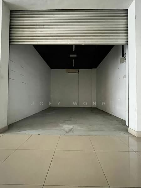 Shop for Rent in Kelana Jaya (Petaling Jaya) - Joey Wong - Interior - PropertyGuru.com.my
