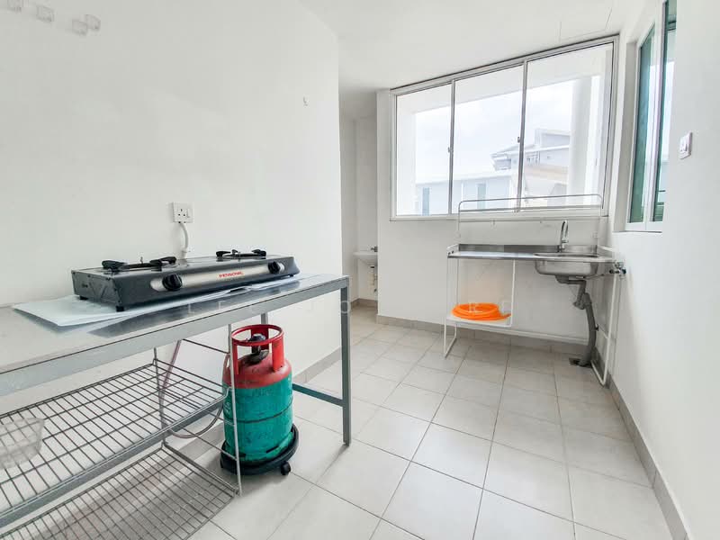Condominium for Rent at Subang Parkhomes - Lee Jo Surf - Kitchen - PropertyGuru.com.my