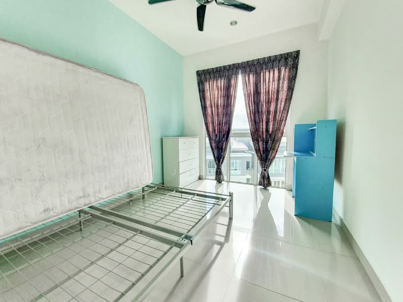 Condominium for Rent at Subang Parkhomes - Lee Jo Surf - Bedroom - PropertyGuru.com.my