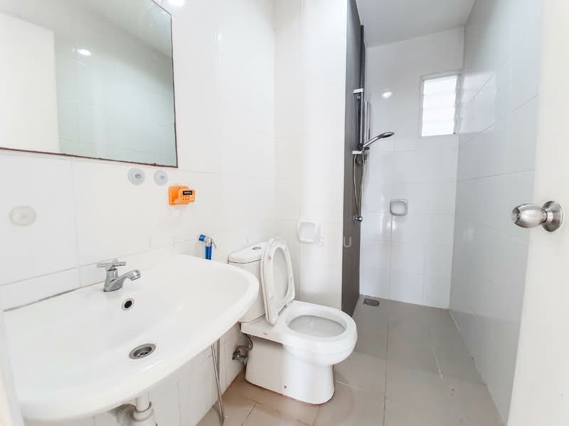 Condominium for Rent at Subang Parkhomes - Lee Jo Surf - Bathroom - PropertyGuru.com.my