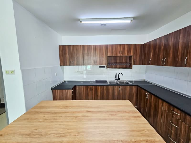 Kondominium untuk Disewa di Subang Parkhomes - Lee Jo Surf - Kitchen - PropertyGuru.com.my