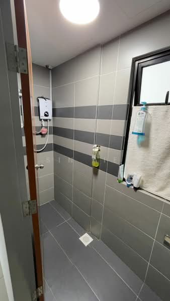 G Residence @ Johor Bahru untuk Untuk Disewa - RM 1,600 /bulan, Mac 2026 - Bathroom - PropertyGuru.com.my