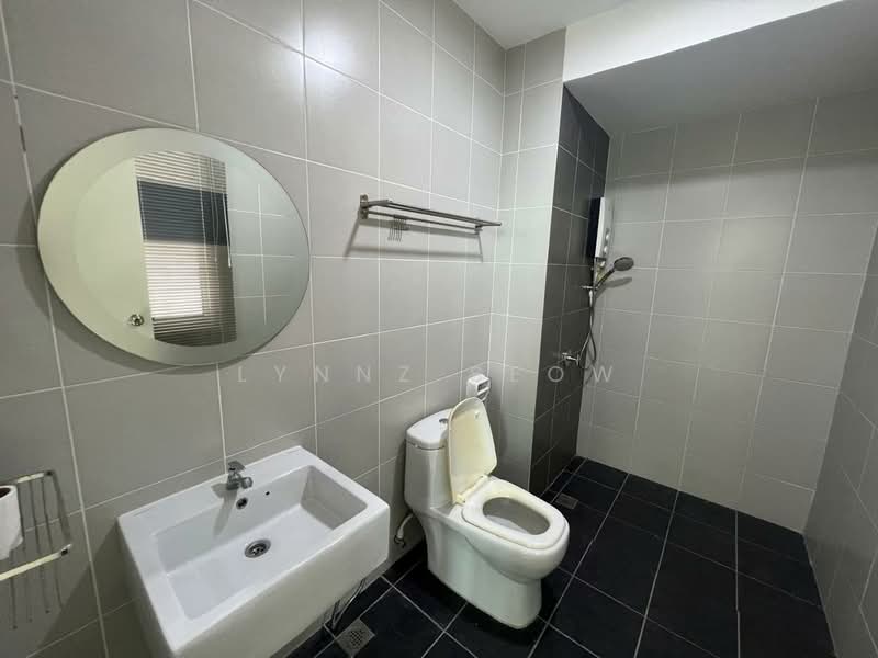 Arena Residence untuk Untuk Disewa - RM 2,500 /bulan, Mac 2026 - Bathroom - PropertyGuru.com.my