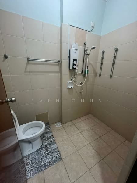 2.5-storey Terraced House for Rent in Taman Sutera (Johor Bahru) - Even Chun - Bathroom - PropertyGuru.com.my