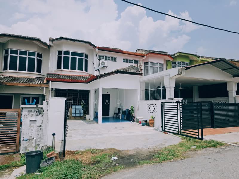 2-storey Terraced House for Rent in Bandar Rinching Seksyen 2 (Semenyih) - Mohamad Azman - Exterior - PropertyGuru.com.my