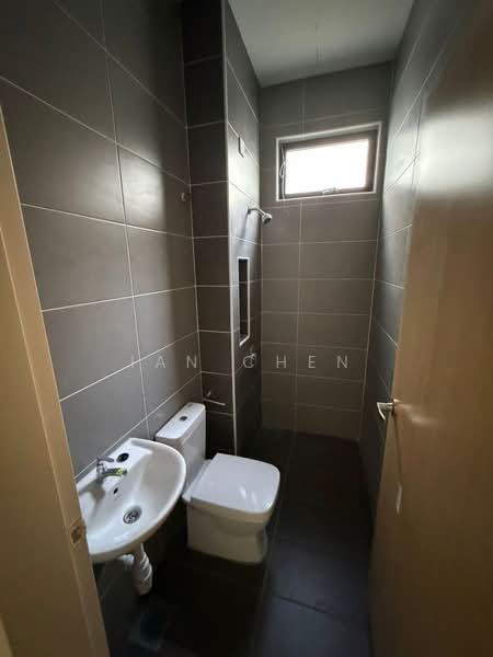 Taman Mount Austin untuk Untuk Dijual - RM 1,350,000, Mac 2026 - Bathroom - PropertyGuru.com.my