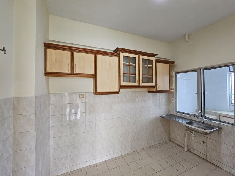 Apartment for Rent at Suria Kipark Damansara - Kenneth Wang - Kitchen - PropertyGuru.com.my