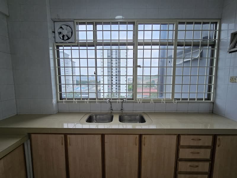 Apartment for Rent at Suria Kipark Damansara - Kenneth Wang - Kitchen - PropertyGuru.com.my