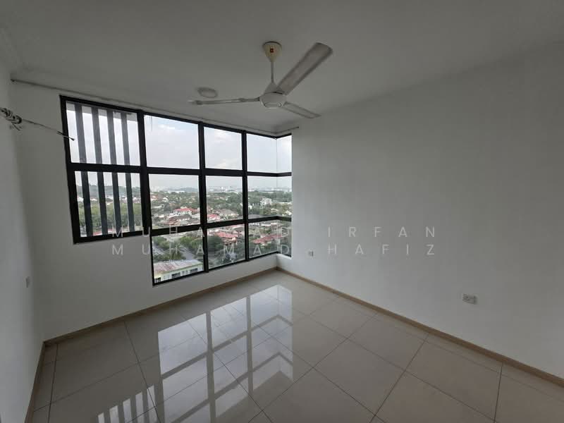 Service Residence for Rent at Vista Alam Serviced Apartment - Muhamad Irfan Muhamad Hafiz - Bedroom - PropertyGuru.com.my