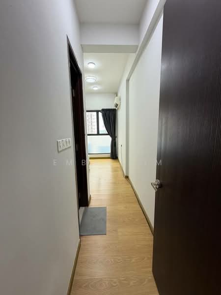 Kondominium untuk Dijual di Royal Strand @ Country Garden Danga Bay - Ember Lim - Corridor - PropertyGuru.com.my