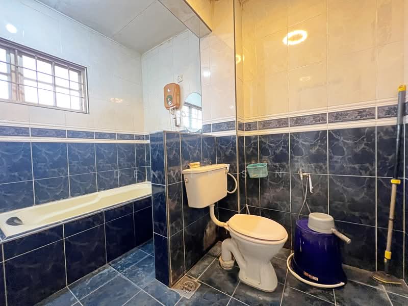 2-storey Terraced House for Sale in Taman Seri Taming (Cheras) - Denver Sin - Bathroom - PropertyGuru.com.my