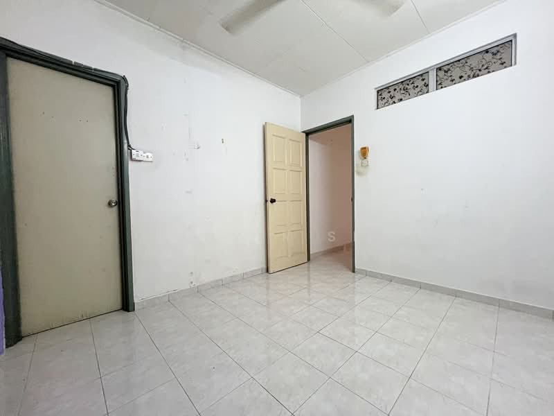 2-storey Terraced House for Sale in Taman Seri Taming (Cheras) - Denver Sin - Interior - PropertyGuru.com.my