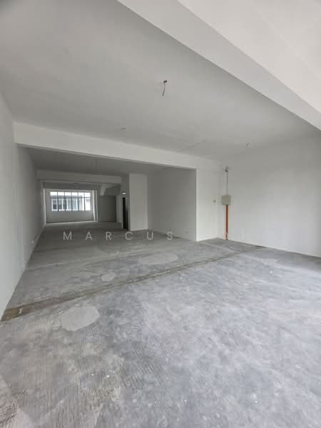 Shop for Sale in Taman Cahaya Kota Puteri (Masai) - Marcus Loh - Interior - PropertyGuru.com.my