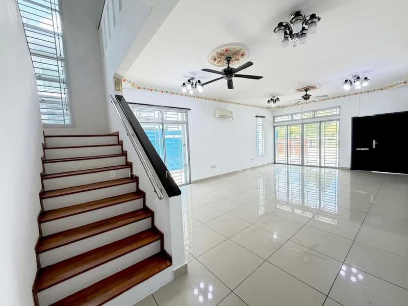 Taman Mutiara Rini untuk Untuk Dijual - RM 1,150,000, Apr 2026 - Living Room - PropertyGuru.com.my