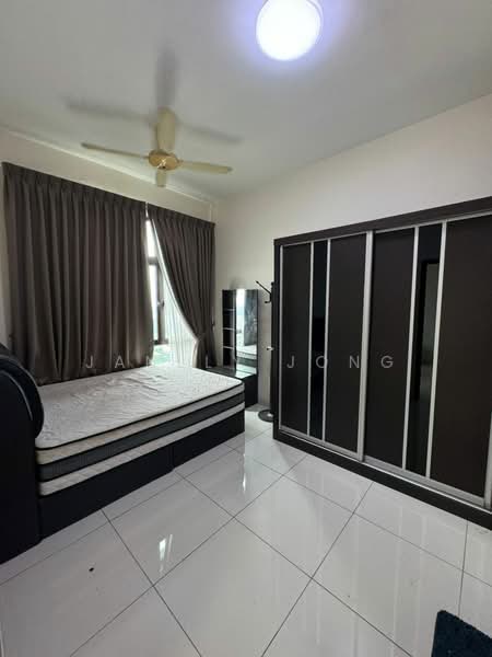 Service Residence for Sale at D'Summit Residences - Janlly Jong - Bedroom - PropertyGuru.com.my