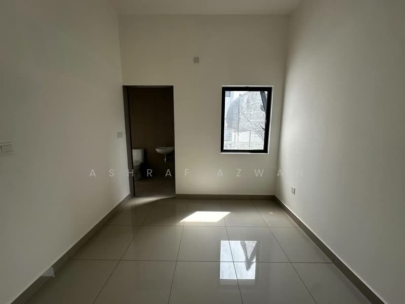 2-storey Terraced House for Sale in Bandar Bukit Raja (Klang) - Ashraf Azwan - Interior - PropertyGuru.com.my