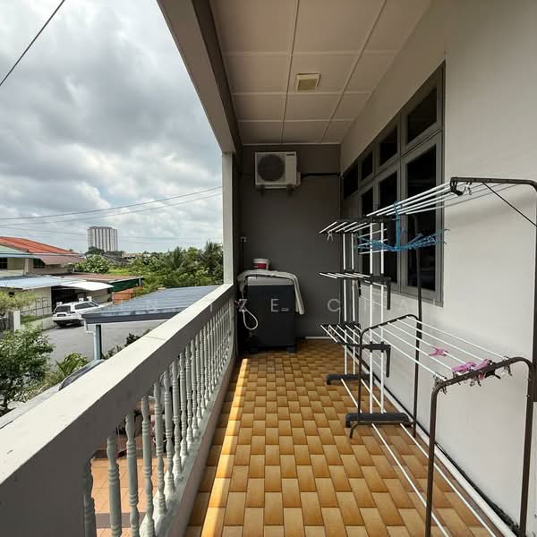 Semi-Detached House for Sale in Kuching (Sarawak) - Sin Tze Chai - PropertyGuru.com.my