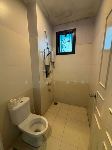 Cluster House for Sale in Austin (Johor Bahru) - Glenn Woo - Bathroom - PropertyGuru.com.my