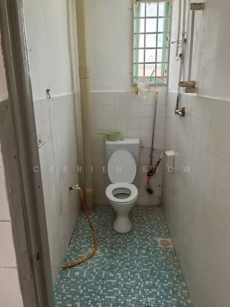Shop / Office for Rent in Bandar Baru Permas Jaya (Permas Jaya) - Carrien Siow - Bathroom - PropertyGuru.com.my