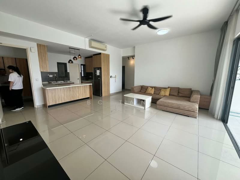 Lakeville Residence untuk Untuk Disewa - RM 2,400 /bulan, Mac 2026 - Living Room - PropertyGuru.com.my