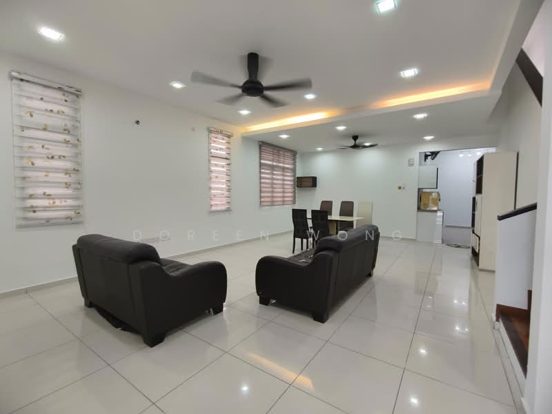 Rini Heights untuk Untuk Dijual - RM 1,200,000, Mac 2026 - Living Room - PropertyGuru.com.my