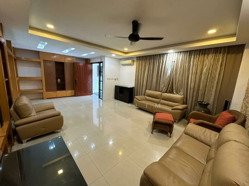 2-storey Terraced House for Rent in Bukit Rahman Putra (Sungai Buloh) - Ares Lim - Living Room - PropertyGuru.com.my