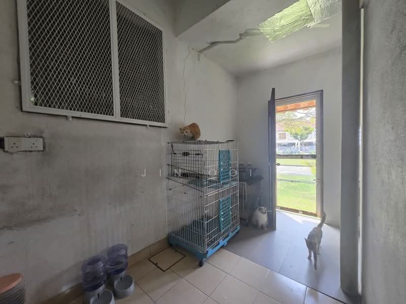 Rumah Teres 2.5-Tingkat untuk Dijual di Shah Alam (Selangor) - Jin Ooi - Entrance - PropertyGuru.com.my