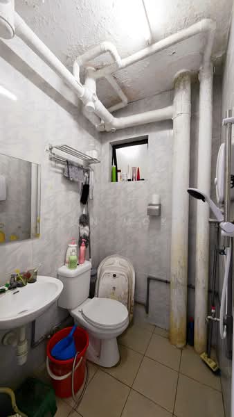 Apartment for Sale at Sri Jinjang - Ben Mok - Bathroom - PropertyGuru.com.my