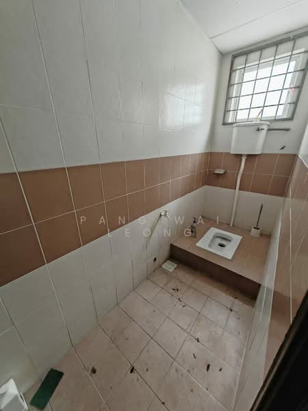Shop / Office for Rent in Senawang (Negeri Sembilan) - Pang Wai Leong - Bathroom - PropertyGuru.com.my