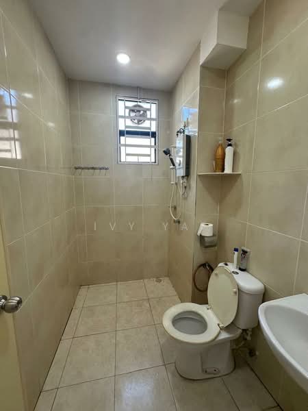 Taman Bukit Juru untuk Untuk Dijual - RM 638,000, Apr 2026 - Bathroom - PropertyGuru.com.my