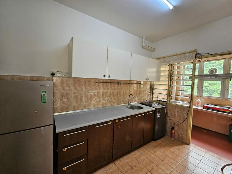 Apartment for Sale at Pangsapuri Saraka - Ng Hon Keong - Kitchen - PropertyGuru.com.my