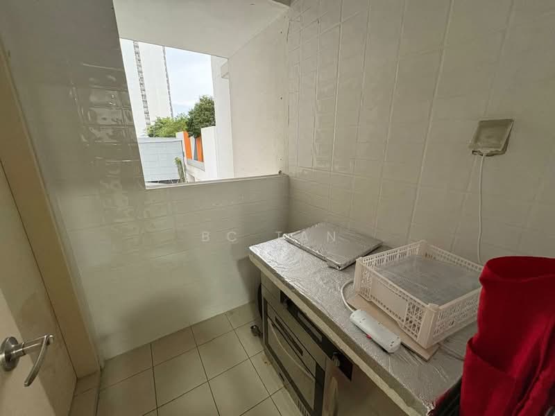 Lakeville Residence untuk Untuk Disewa - RM 2,800 /bulan, Mac 2026 - Balcony - PropertyGuru.com.my