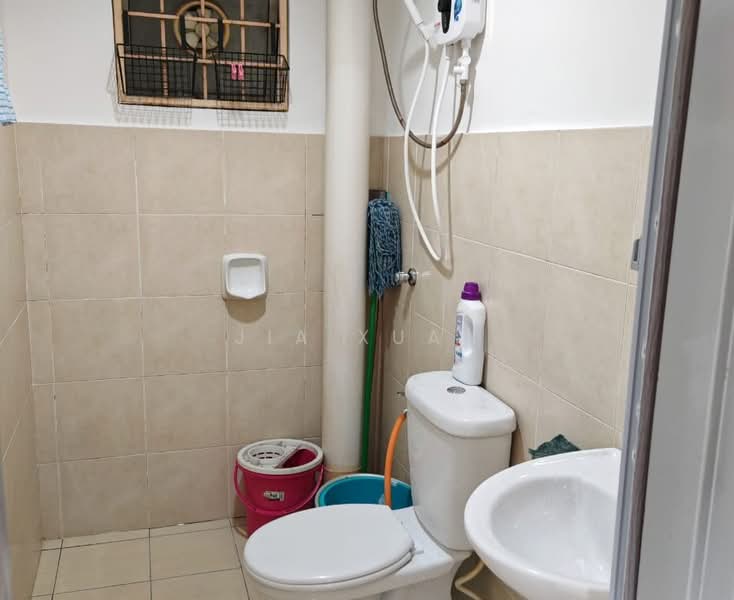 Service Residence for Rent at Beverly Tower @ Plaza Medan Putra - Jia Xuan - Bathroom - PropertyGuru.com.my