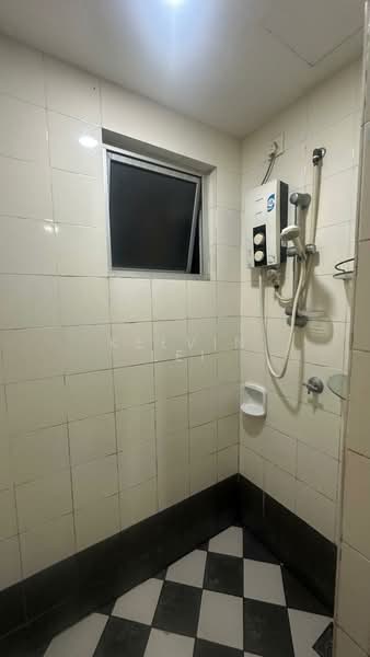 Service Residence for Sale at The Embassy (Bangunan Duta Impian) - Kelvin Lei - Bathroom - PropertyGuru.com.my
