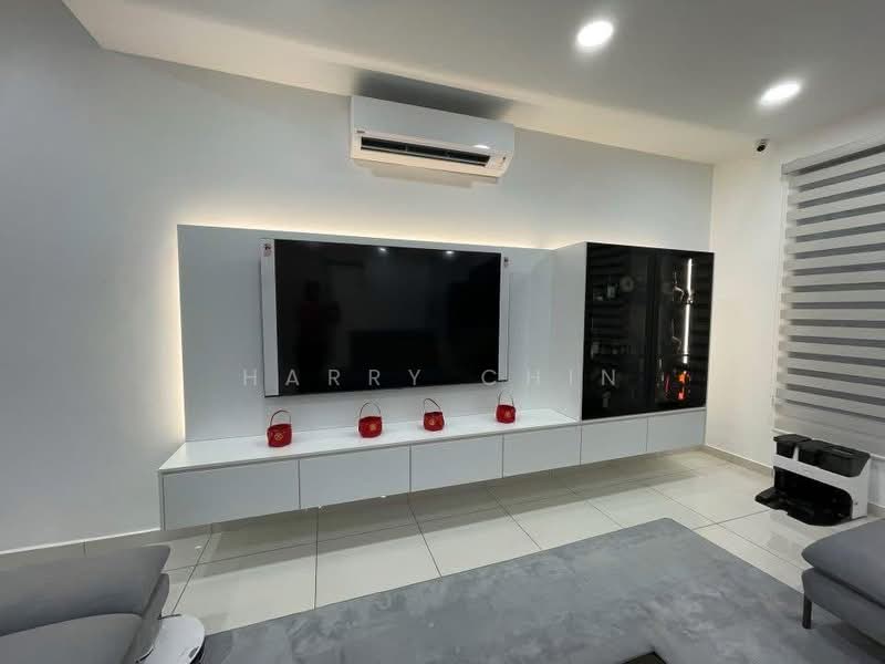 Kajang East, 2 storey,End lot Fully renovate untuk Untuk Dijual - RM 960,000, Mac 2026 - Living Room - PropertyGuru.com.my