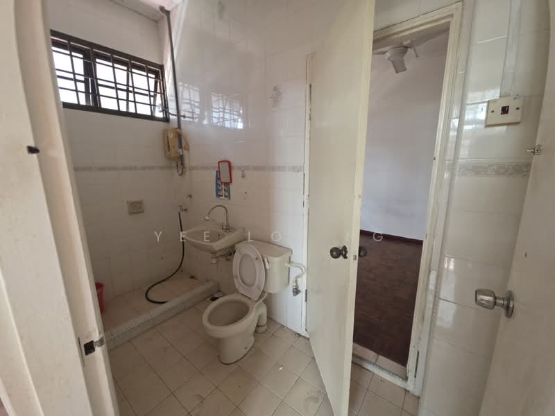 Semi-Detached House for Sale in Tampoi (Johor) - Yee Lon Ng - PropertyGuru.com.my