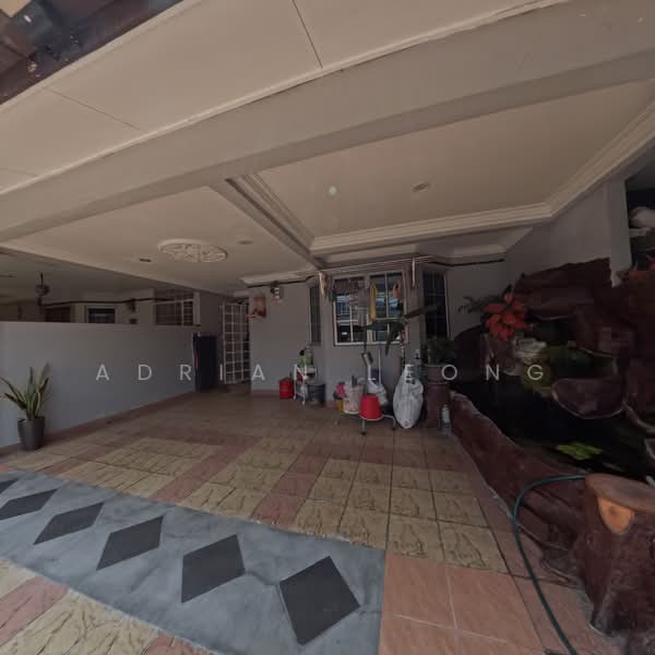 2-storey Terraced House for Sale in Bandar Kinrara Seksyen 5 (Bandar Kinrara) - Adrian Leong - Exterior - PropertyGuru.com.my