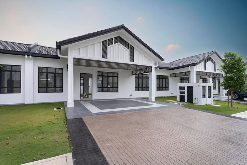 1-storey Terraced House for Sale in Shah Alam (Selangor) - Jason Tan - Exterior - PropertyGuru.com.my