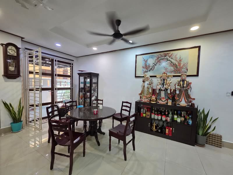 Semi-Detached House for Sale in Shah Alam (Selangor) - Max Peh - Dining Room - PropertyGuru.com.my
