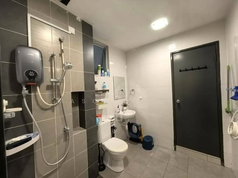 2-storey Terraced House for Sale in Bandar Parklands (Klang) - Mason Chiah - Bathroom - PropertyGuru.com.my